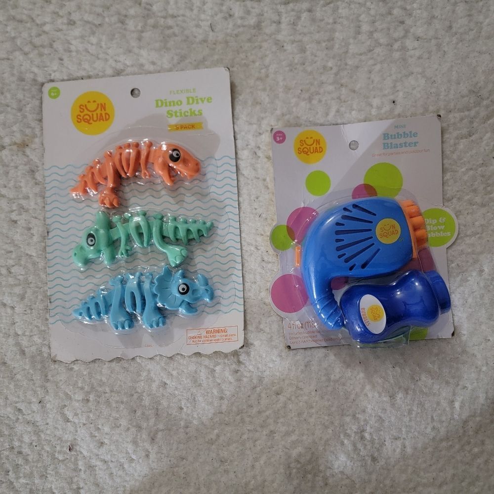 🆕️🏊‍♂️Sun Squad Pool/Summer Toy Bundle - Dive Dinosaurs & Mini Bubble Blaster